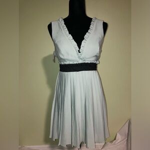 Bebe NEW PROM semi formal pleated deep plunge mini dress pastel green sz 4 S NWT